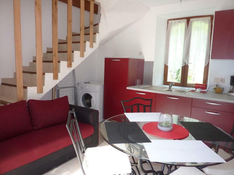 La Petite Maison D'Arnal Sainte-Énimie Esterno foto